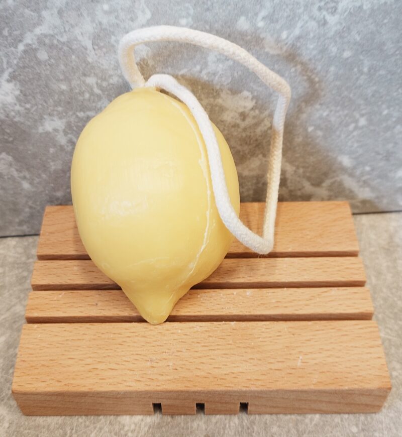 Ekologisk Fast Tvål Citron med Rep från Atelier du Savon x Sufraco 115g - Bild 2