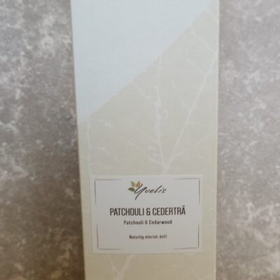 Ekologiska Doftpinnar Patcholi & Cederträ från Yvelis