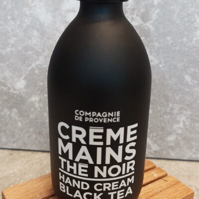 Handkräm - Black Tea från Compagnie De Provence - 300ml