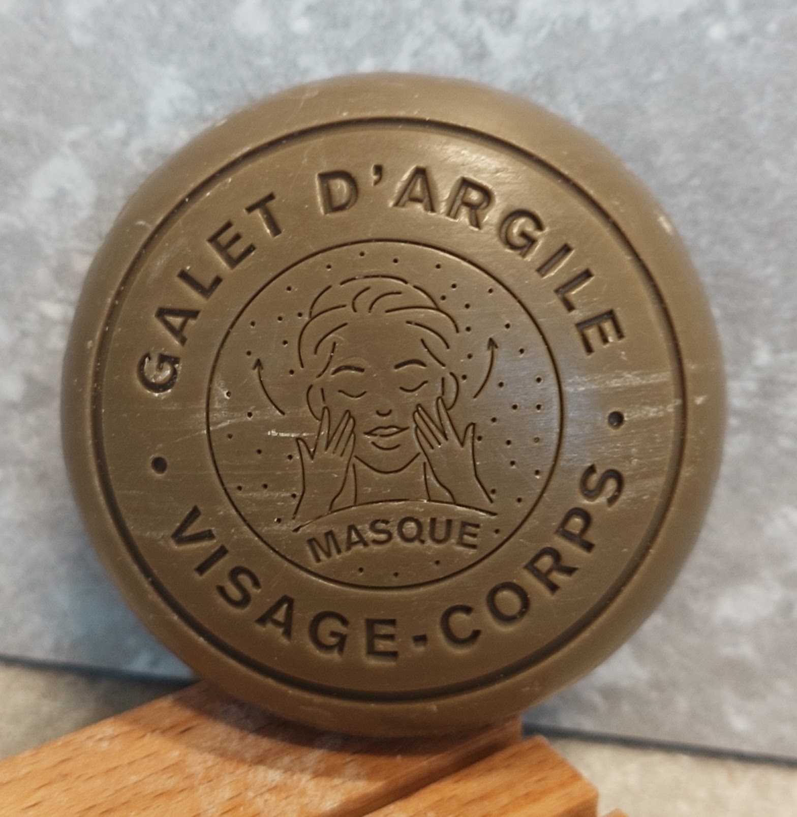 Ansiktstvål med Grön Lera och Åsnemjölk från Marseille 125 g - Bild 2