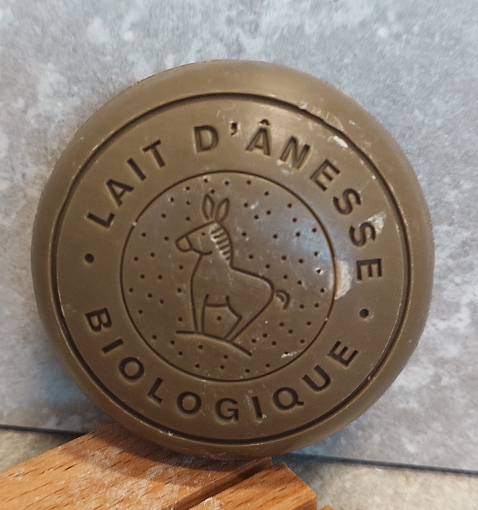 Ansiktstvål med Grön Lera och Åsnemjölk från Marseille 125 g - Bild 3